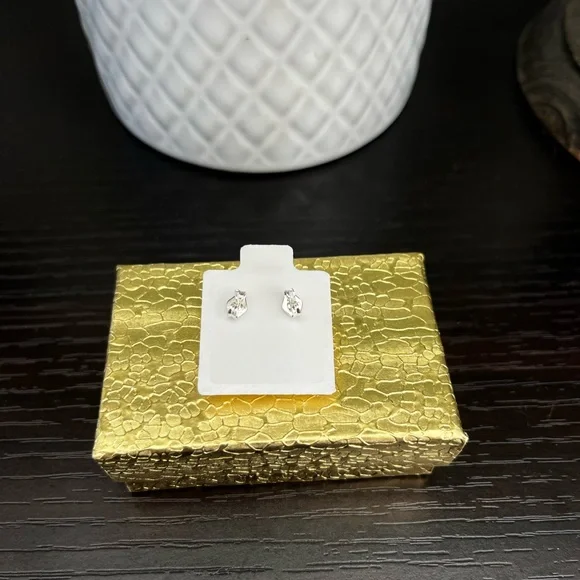 COPY - Elegant Sterling Silver CZ Stud Earrings 3mm - Picture 3 of 3